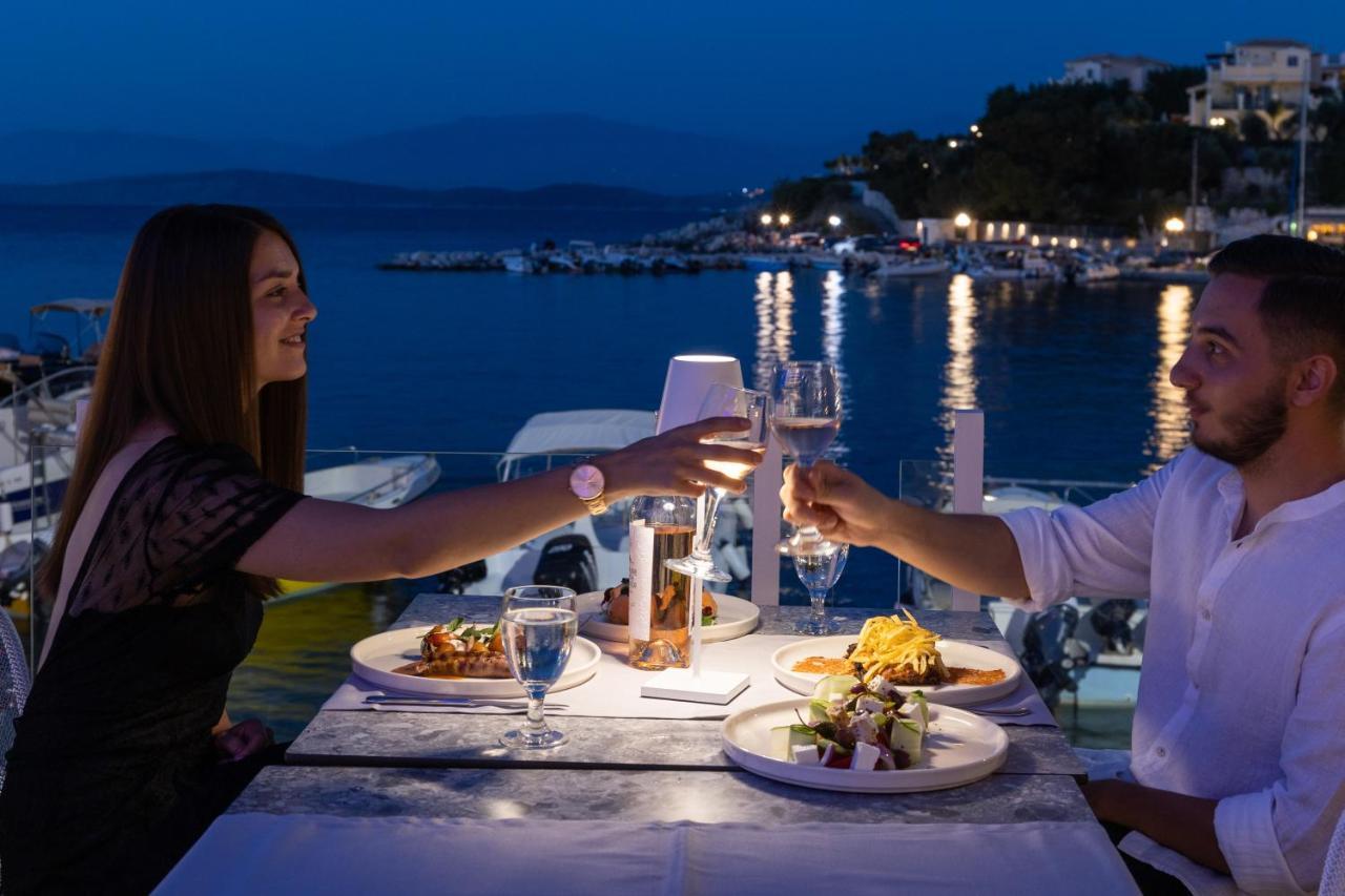 Melina Bay Boutique Hotel Kassiopi Extérieur photo